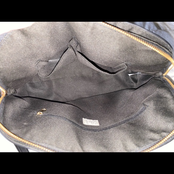 Satchel - Picture 2 of 3